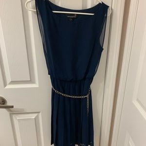 Laura blue dress